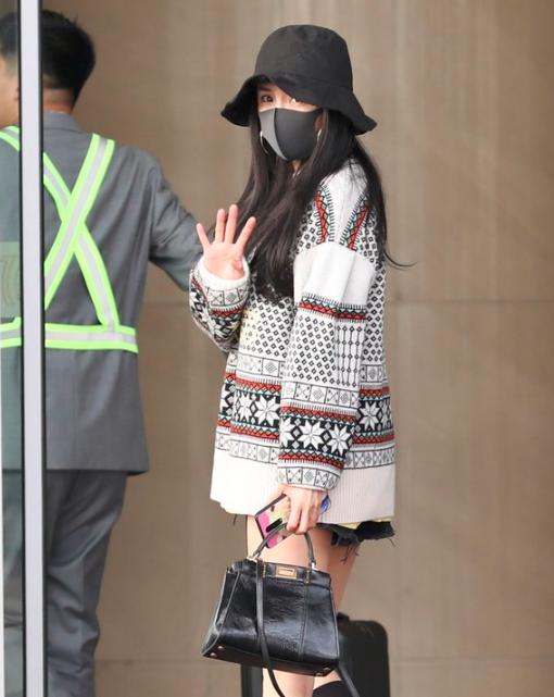 杨幂穿的提花毛衣又带货了？是来自北欧的仙女没错了