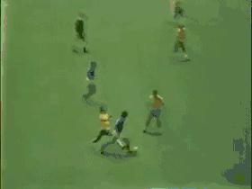 球王贝利效力过哪些俱乐部,球王贝利足球历史地位