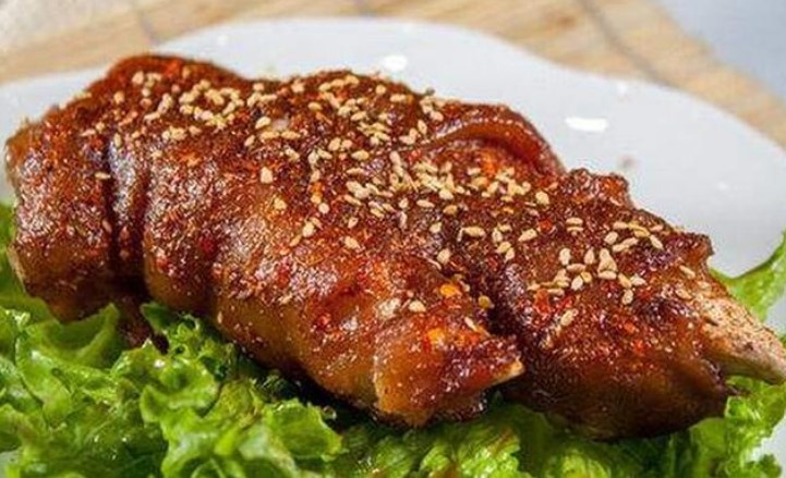 特色烤猪蹄的做法,烤猪蹄卤猪蹄适合开店还是摆摊