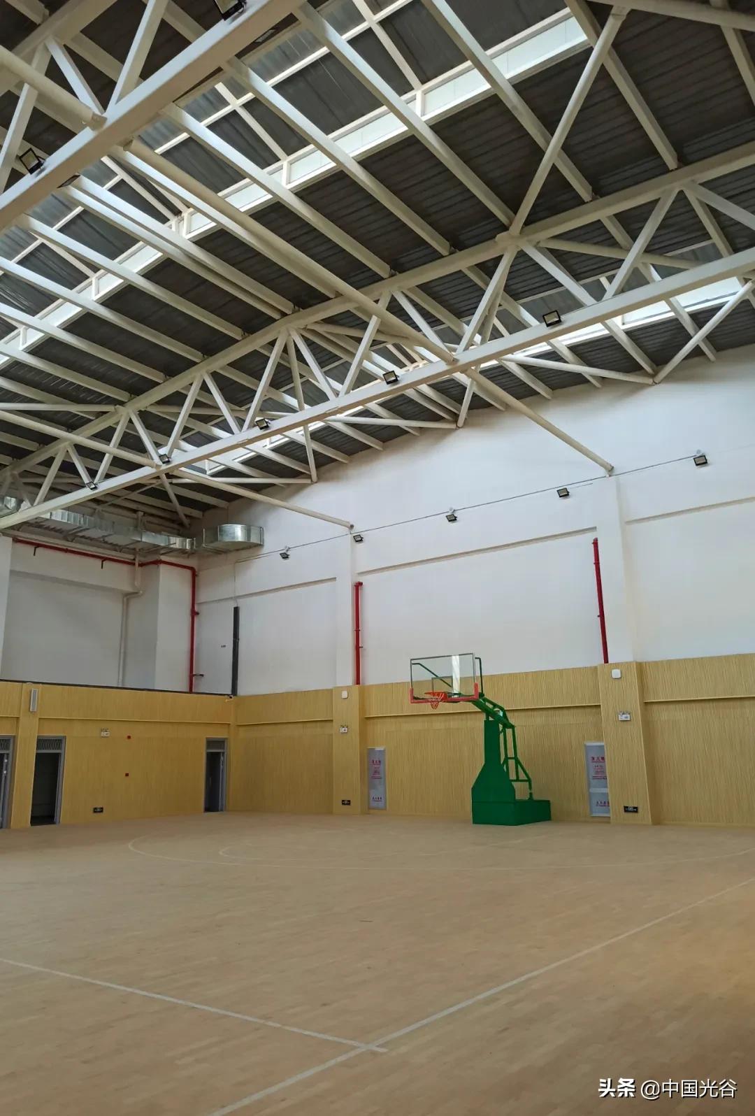 光谷十四小什么时候投入,光谷十四小旁边路多久通车