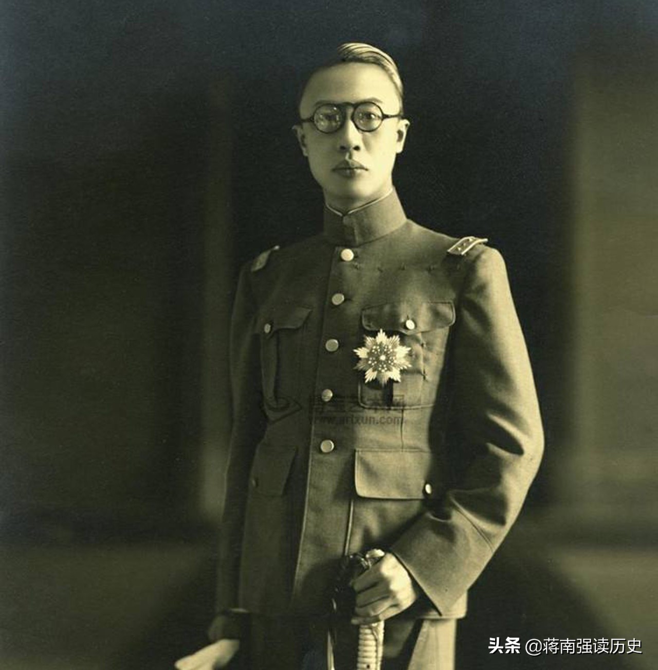 溥仪在苏联为何得到那么好的待遇,溥仪为什么被苏联囚禁5年后回国