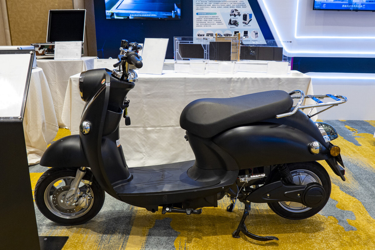 怎么区分电动车电池是不是正常,电动车电池的优劣辨别