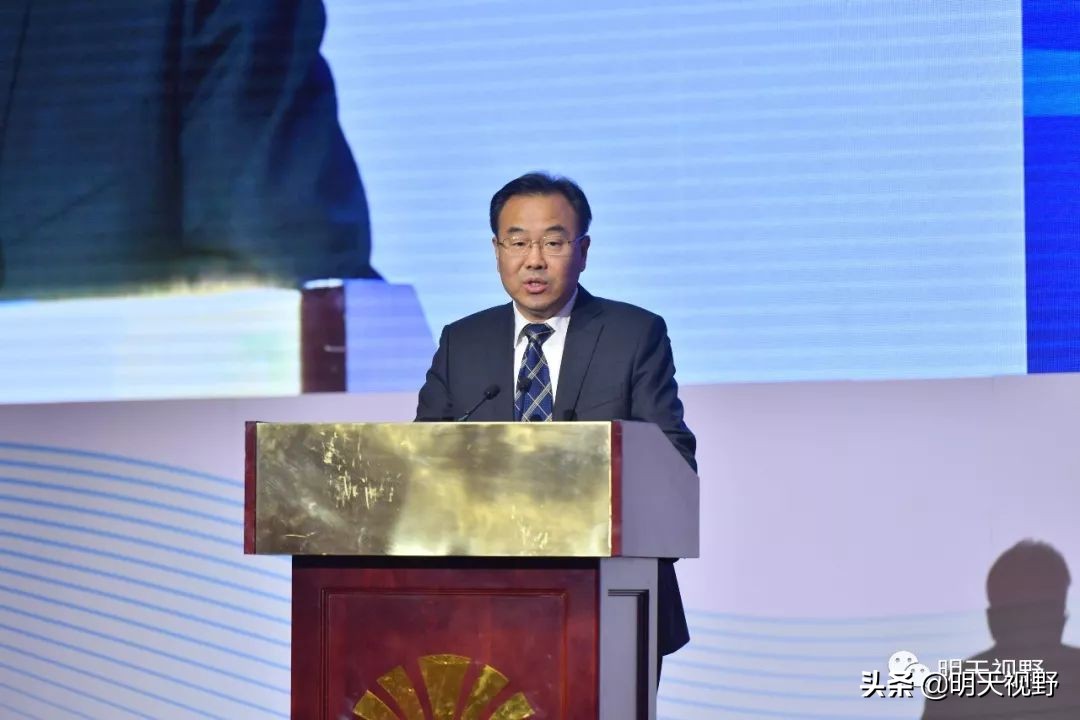 “侨连五洲•七彩云南”第17届东盟华商会侨社论坛在昆明开幕