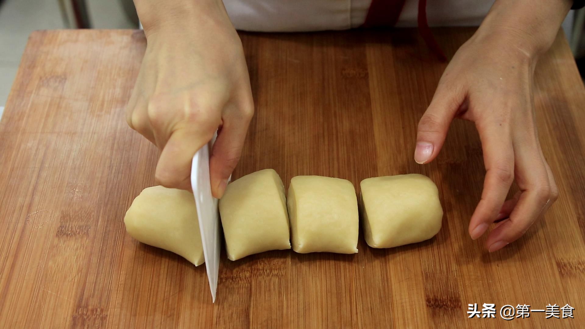 想吃烧饼自己在家做,油酥烧饼怎么烤才酥