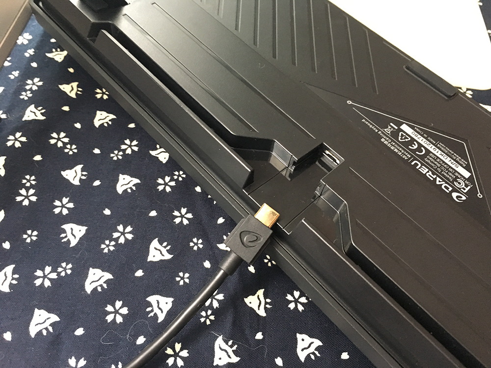 达尔优机械键盘a87茶轴,会转换的键盘