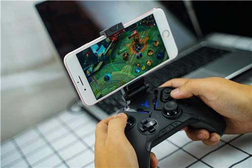 飞智八爪鱼2怎么开启体感,飞智八爪鱼2游戏手柄一键连招