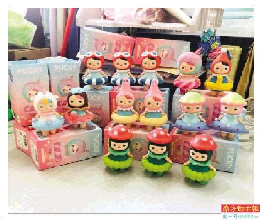 玩盲盒的都是有钱人,盲盒消费者