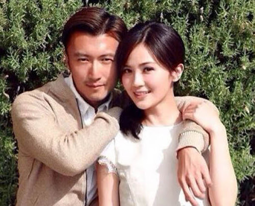 最近瘦出排骨胸的女明星,瘦出排骨胸的女星