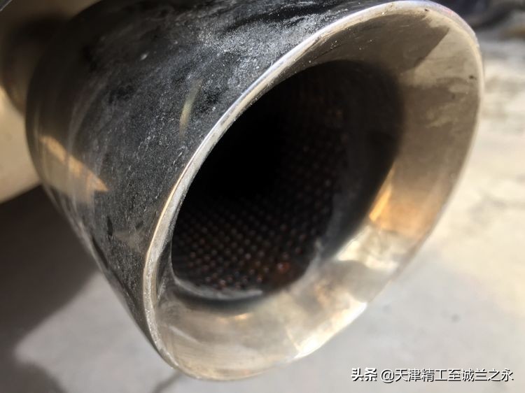 化州7哥翻新12代皇冠多少钱,11年丰田皇冠内饰翻新