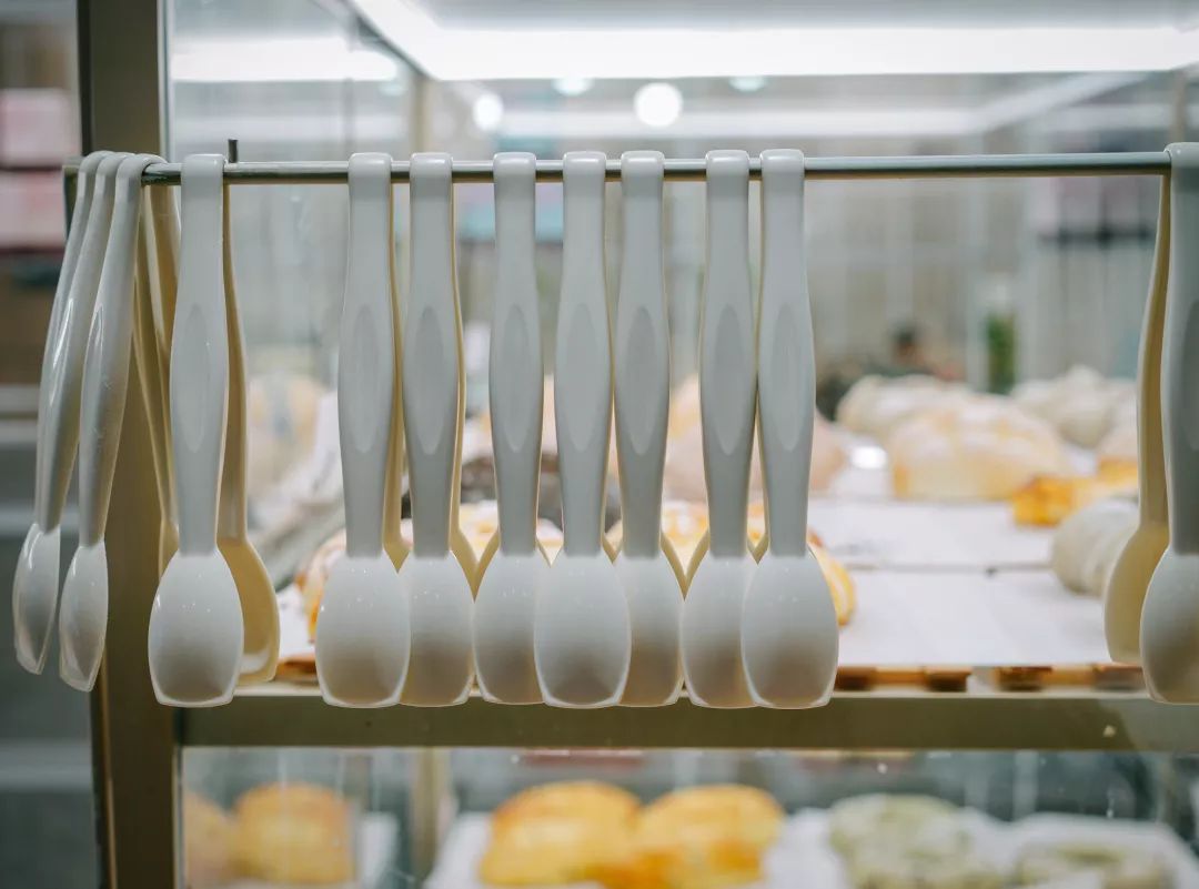 乐乐茶有花有果,乐乐茶给人的直观感受