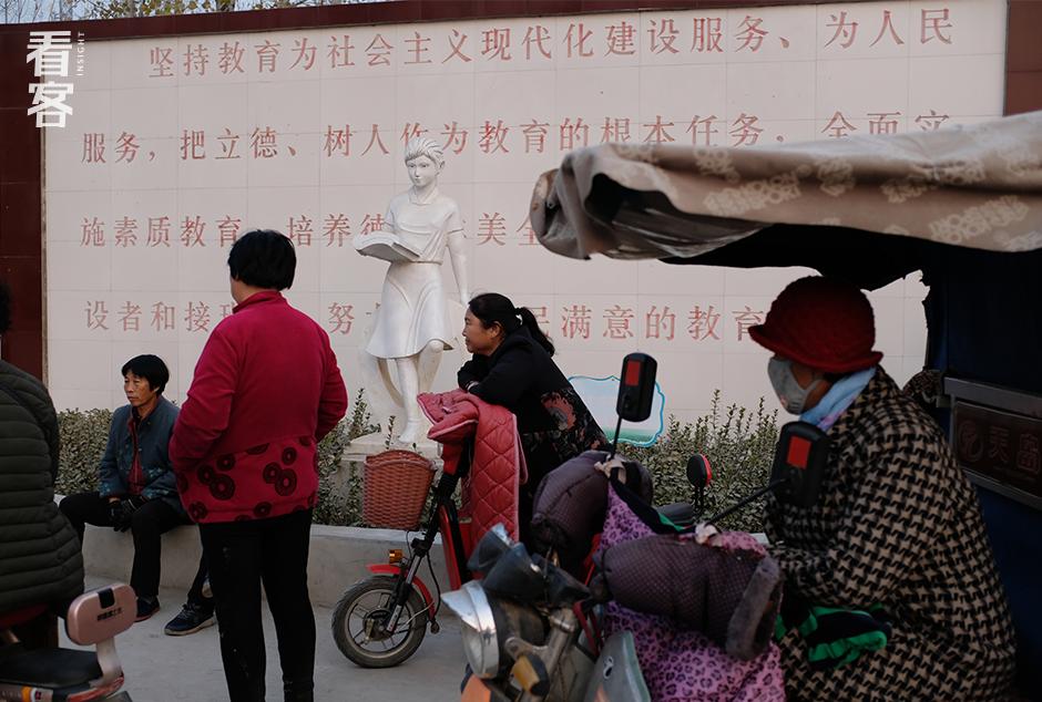 这支秘密发展的乡村足球队，拼命的令人肃然起敬