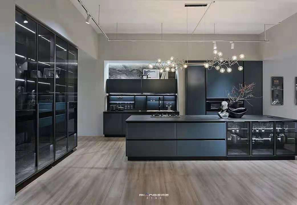 橱柜设计巧布局打造完美主义厨房,橱柜设计风格尽在其中