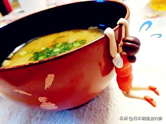 杯缘子小姐：一群直男是如何设计出一款风靡日本的扭蛋玩具，年入17亿，让迪士尼主动抱大腿？