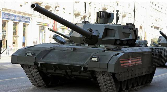 老兵视野:俄军阅兵坦克碾坏莫斯科街道没那么尴尬,这是无解难题