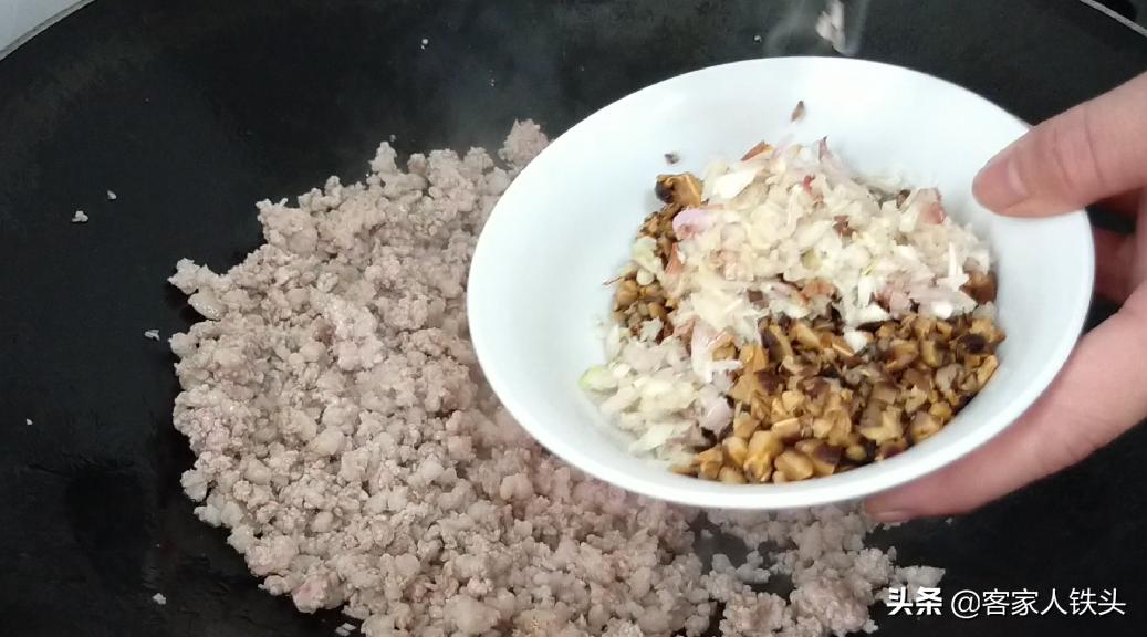 无肉糯米丸子辅食做法,宝宝糯米肉丸的做法