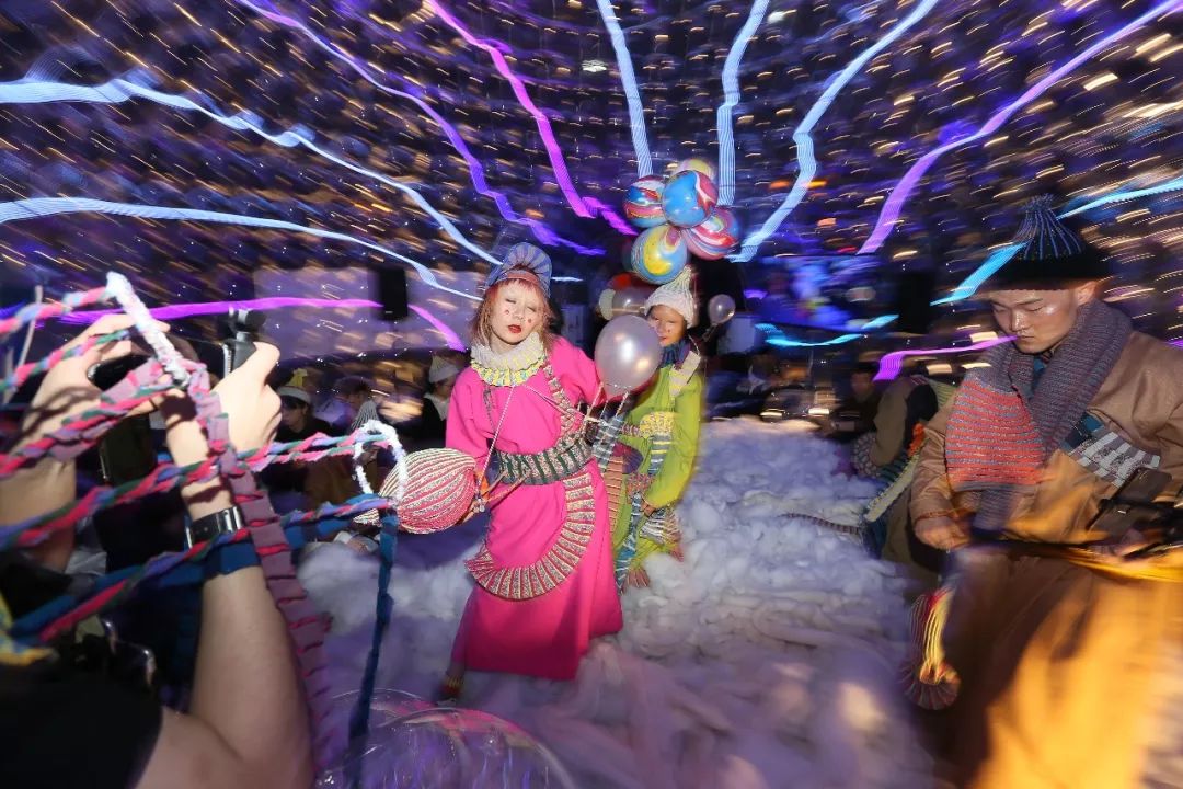 中国阿玛尼衣服代工厂,中国羊绒衫多少钱