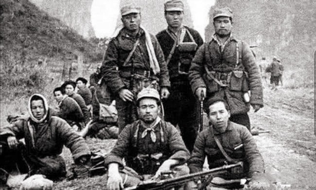 四个特务侦查敌情全集,四个日本特工潜入八路军内部