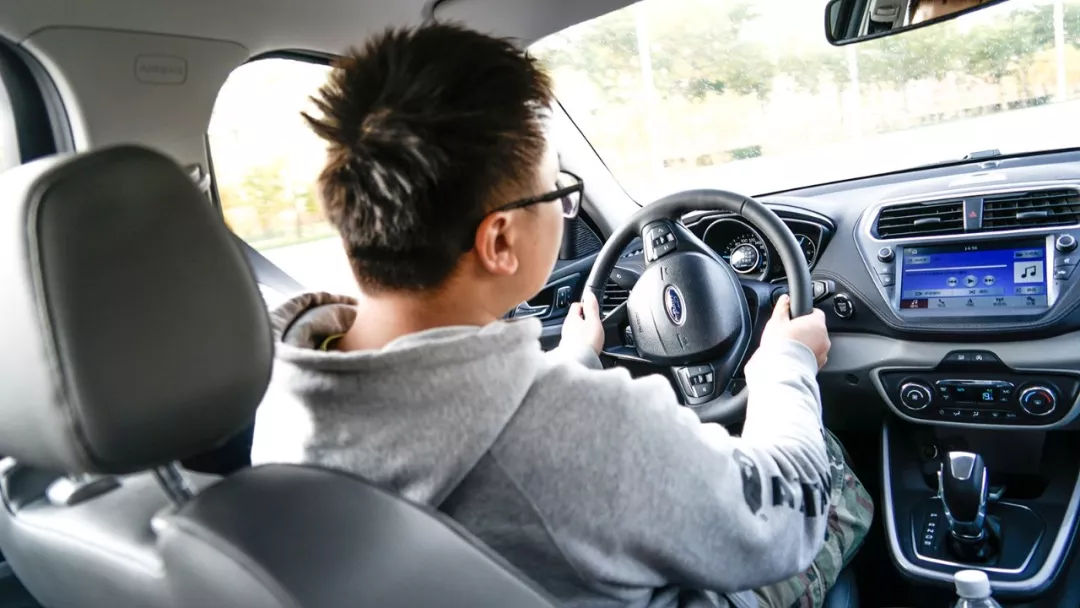 开起来没有异响的车,开起来舒适度也不差