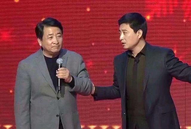 周炜是怎样怼网友的,周炜怒怼网友