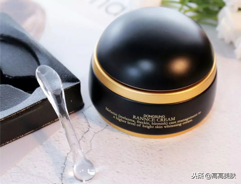 韩国东星制药美白祛斑霜,东星琅丝曲酸小黑瓶祛斑霜