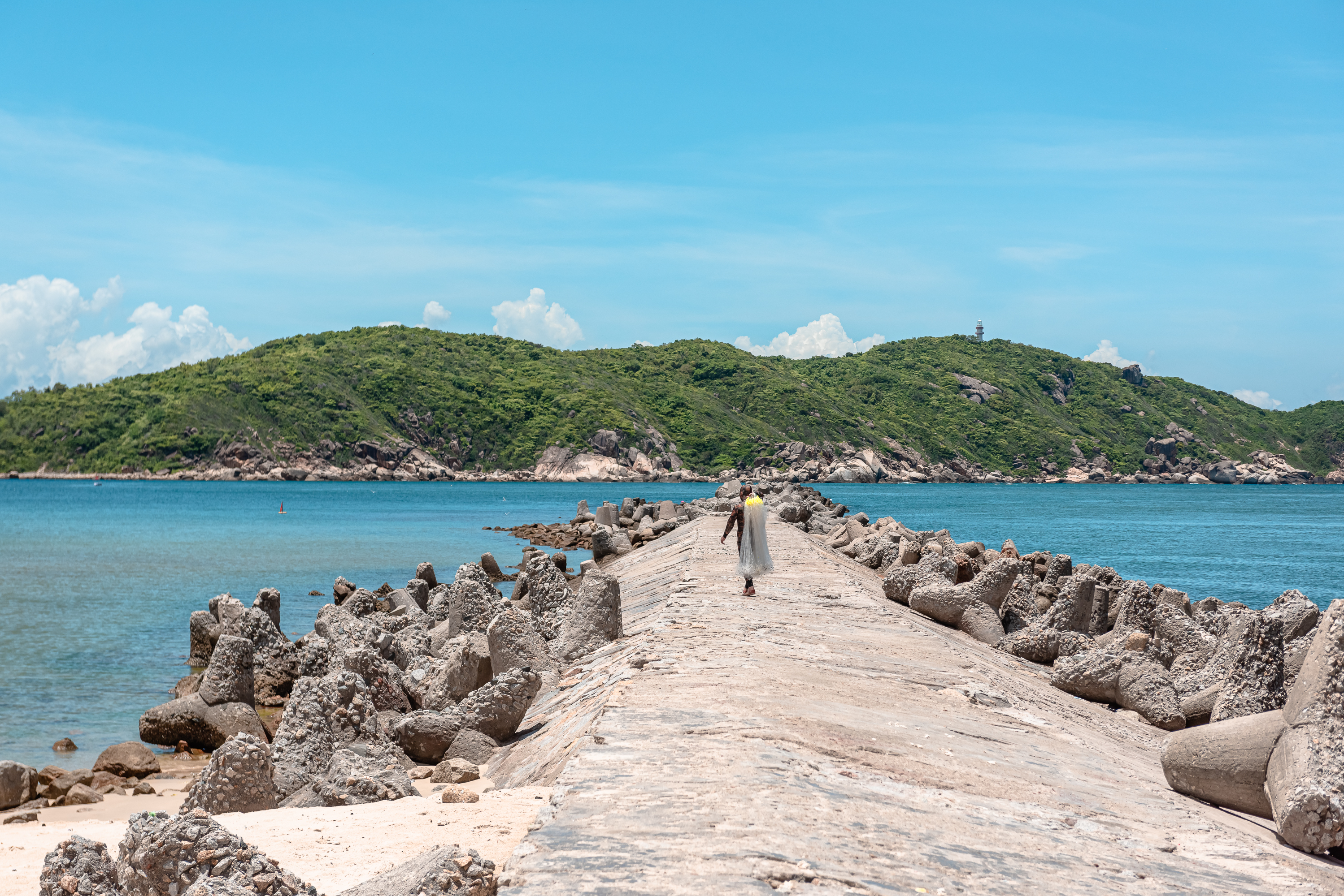 本地三亚人去哪玩,三亚本地人去的海鲜海港
