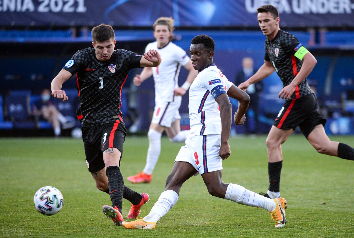 欧洲杯第三轮预测,欧洲杯第三轮预测ai