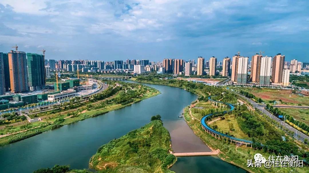 300亿，陆家新区变成什么样了？