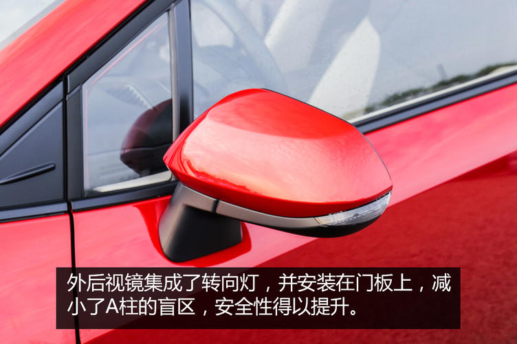 试驾全新12代丰田卡罗拉,家用神车丰田卡罗拉价格