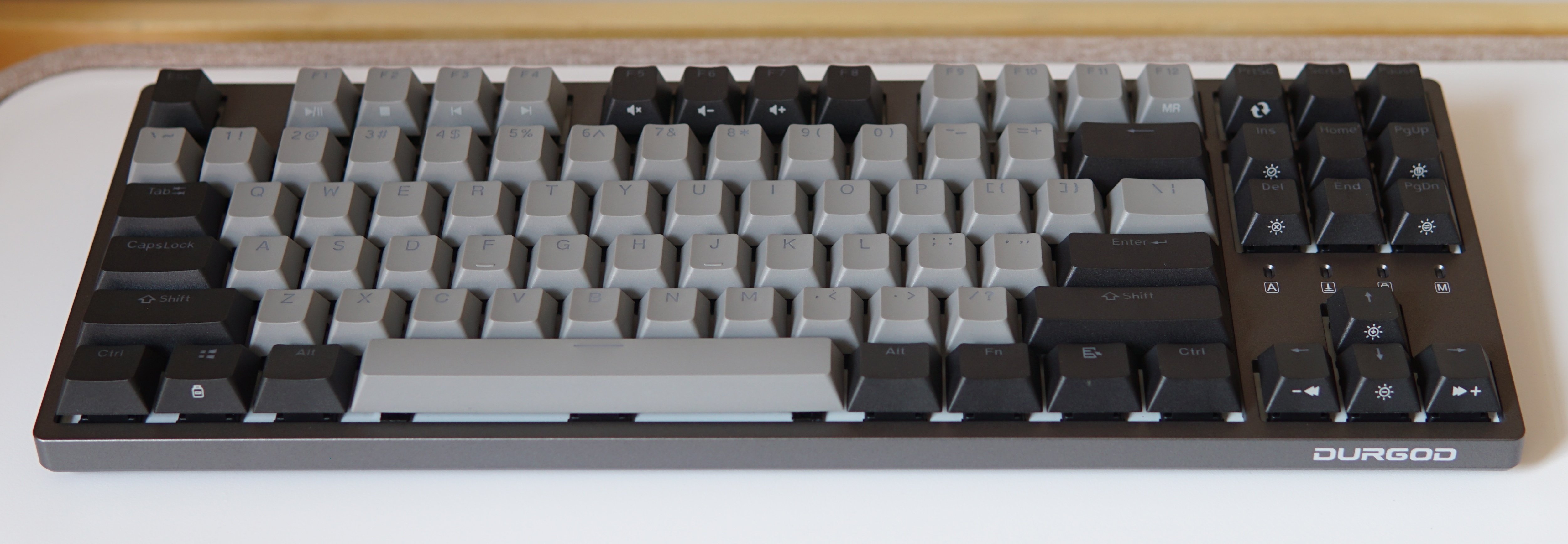durgod杜伽k320机械键盘拆解,杜伽键盘k320什么轴好