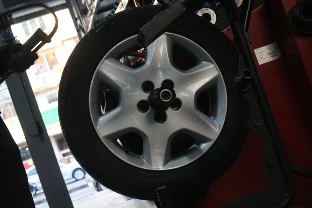 老车翻新：翻新05年残破的雷克萨斯LS430，百万老车，满血复活