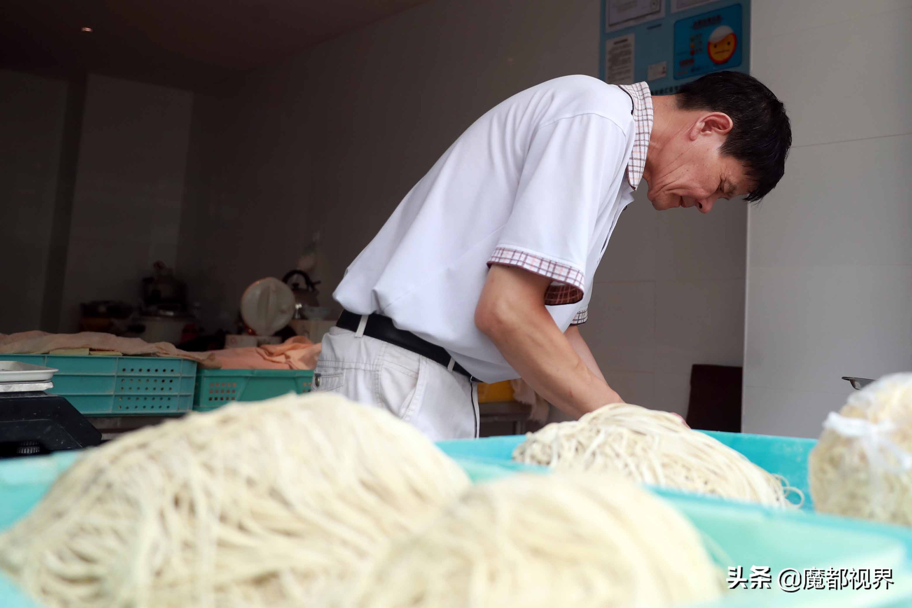 合肥路华良切面店现在搬到哪里,华良切面店老店新开味道怎样