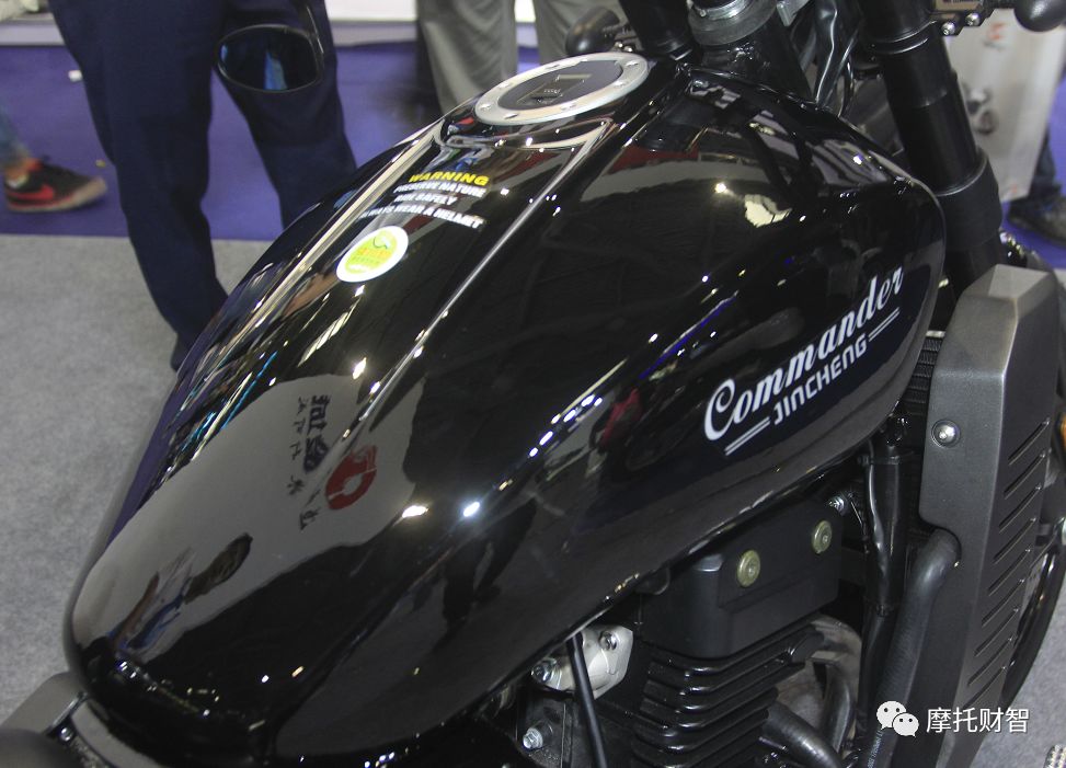 国产中量级美式巡航太子，金城350亮相重庆摩博会