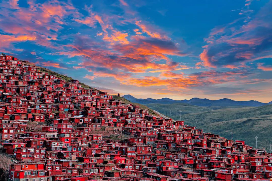 情歌故乡，格萨尔王故里，不去*藏西**就去梦中的香巴拉