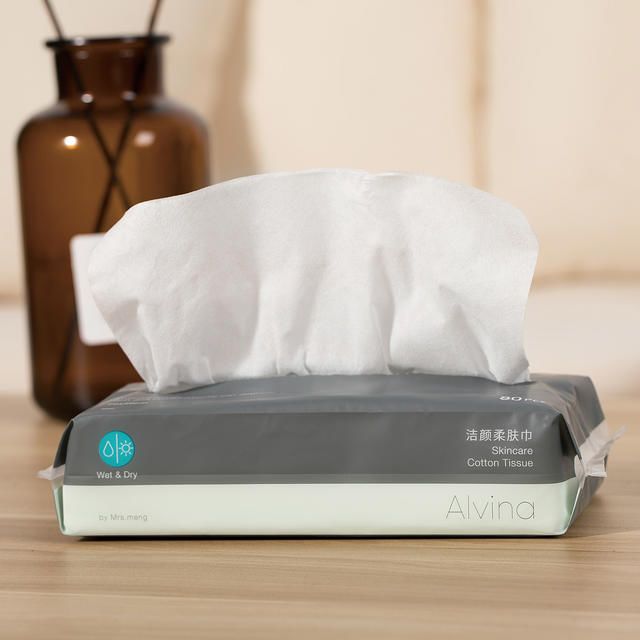 女明星皮肤过敏,女明星过敏发作