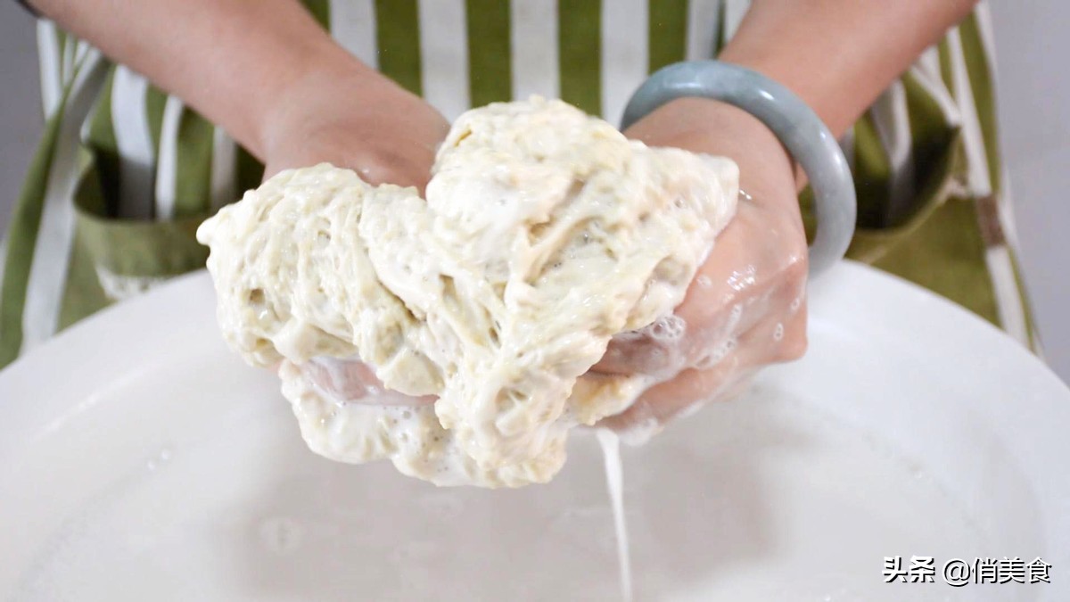 凉皮的浆要调到多少才柔软劲道,正宗凉皮制作全过程及配方