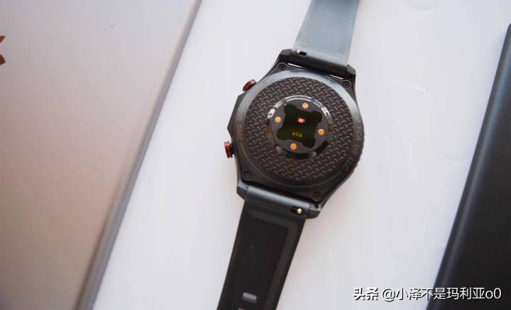 jeep黑骑士手表拍照,摸鱼黑骑士