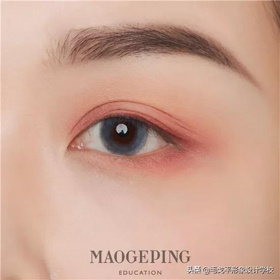 眼妆教程眼妆怎么画显大又干净,眼妆教程手把手教你画眼妆