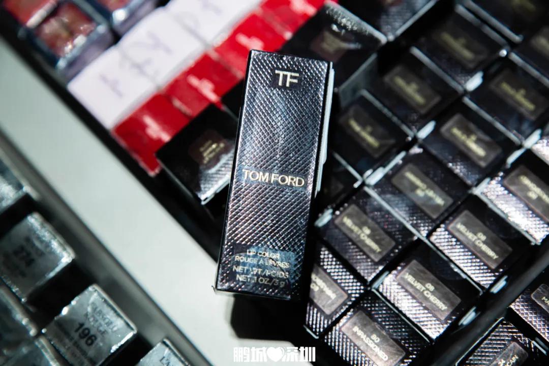 haydon黑洞深圳店装修,haydon黑洞大融城店