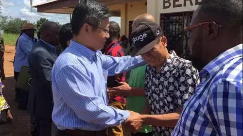 出国在外的你要记住这串数字！+86-10-12308！