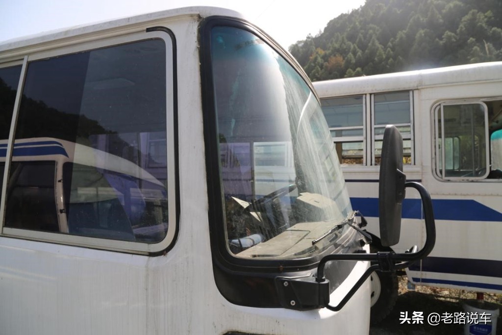 曾为政府机构“*用御**”客车的丰田第二*考代**斯特