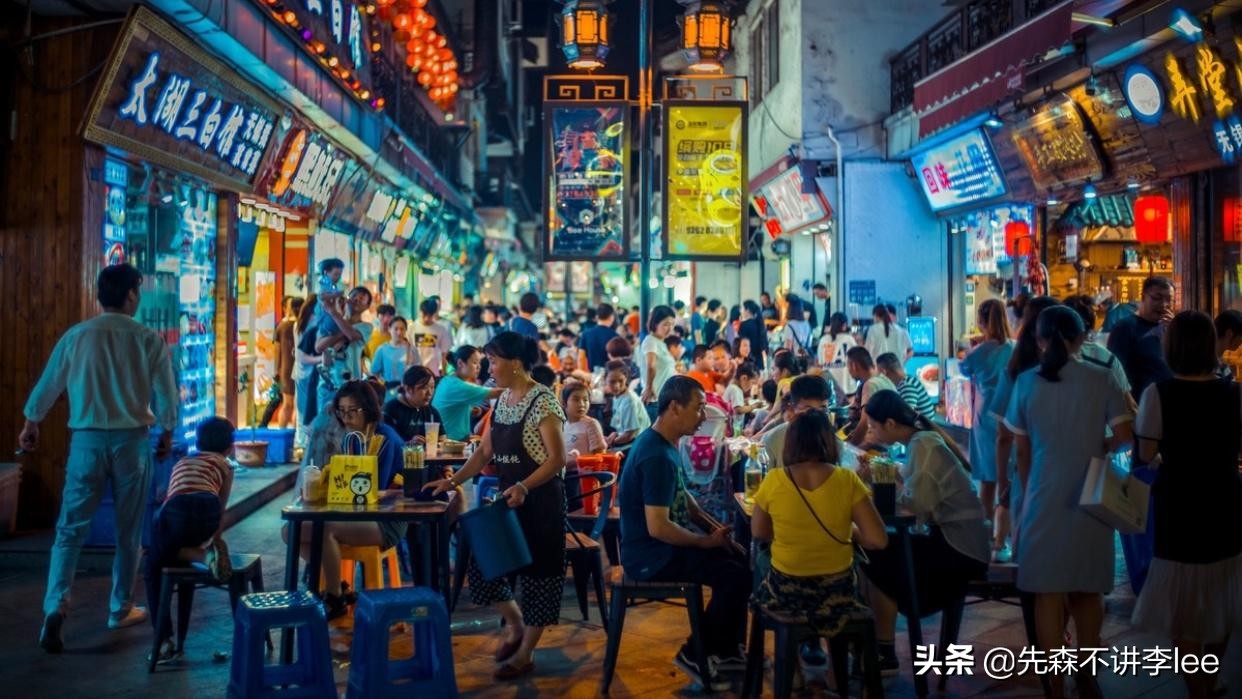 有无锡夫子庙之称，千年古刹和美食街无缝对接，游客：完全没得比