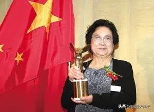 【科学向日葵】我国第一位获得诺贝尔奖的女科学家屠呦呦