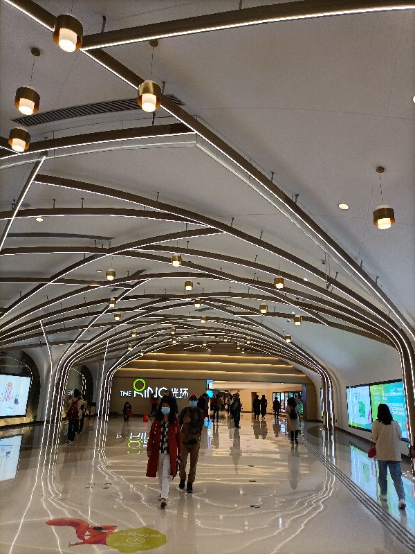 光环购物公园与新加坡樟宜机场,重庆观光购物公园