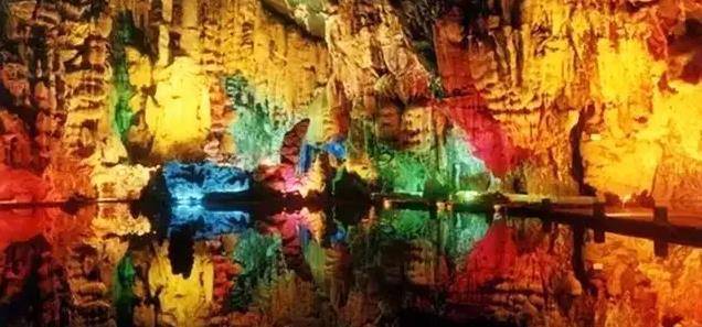 4A英德奇洞温泉小镇，轰趴汤山别院4房温泉别墅！建议收藏