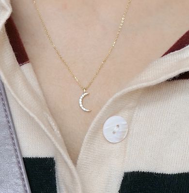 最节省空间又简便的叠风衣方法,薄款中长风衣怎么叠