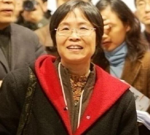 反潮流小英雄黄帅简历,当年的反潮流英雄黄帅近况