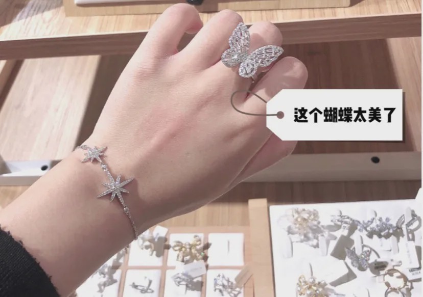 西安小众品牌服装店,西安时尚优雅女装街铺品牌