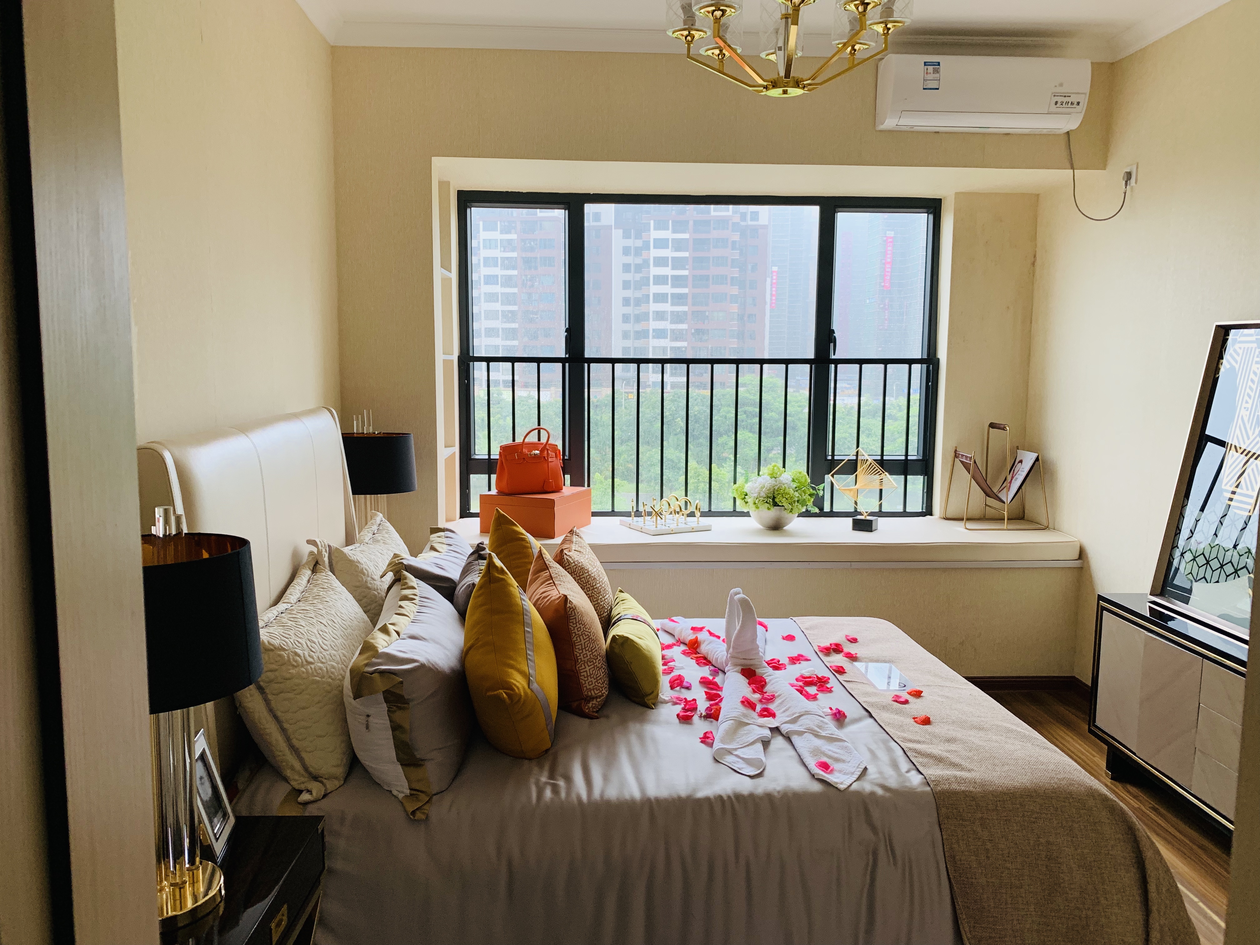 三水月亮湖颐景园最新消息,佛山三水广乐颐景园的房子怎样