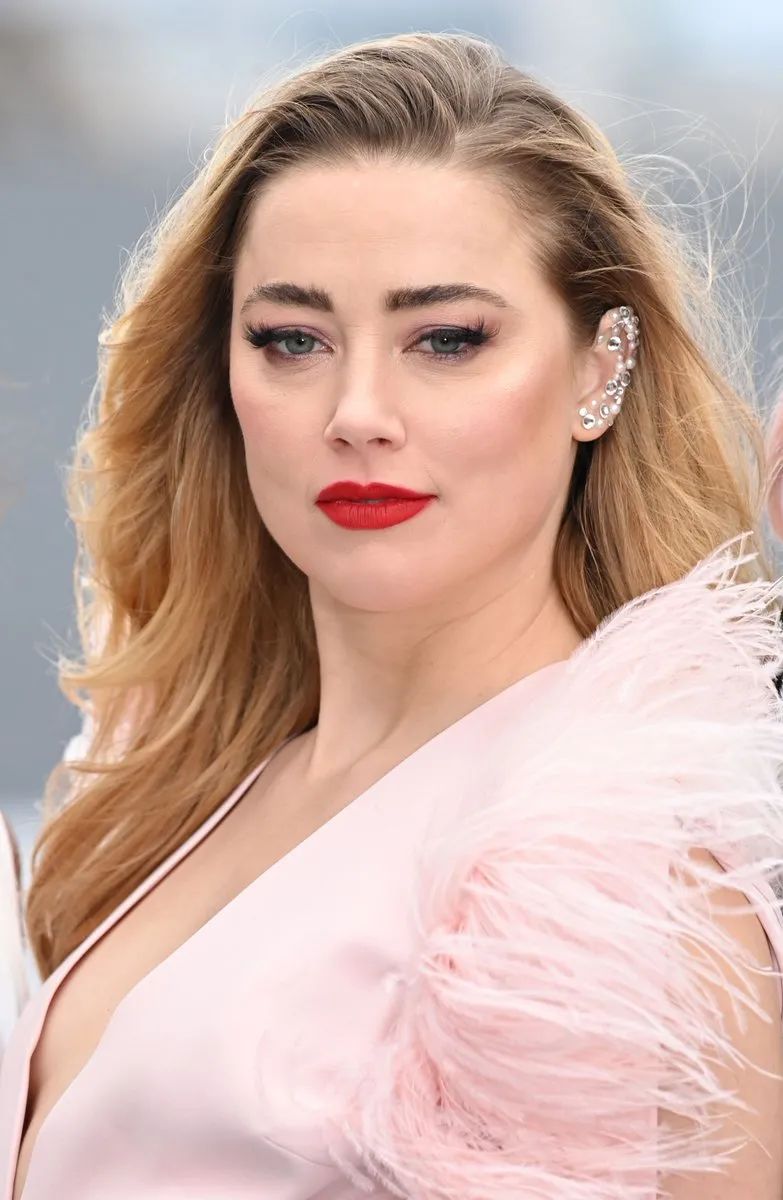 巴黎时装秀ladygaga,ladygaga巴黎时装秀