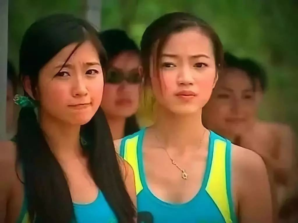 要停工养伤三个星期！36岁前TVB小花下楼梯不慎脚崴：脚裸骨移位